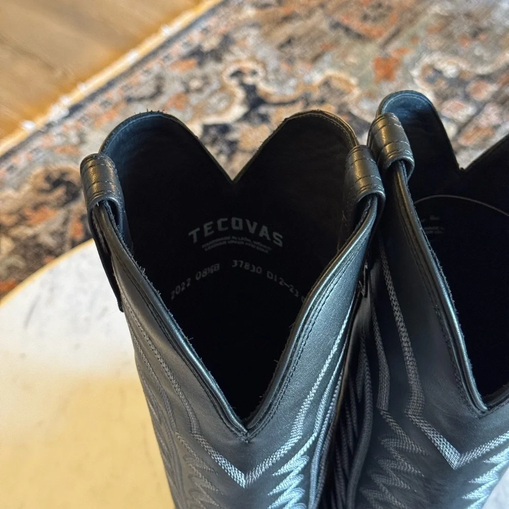 Elegant Black Tall Cowboy Boots - Picture 5 of 6